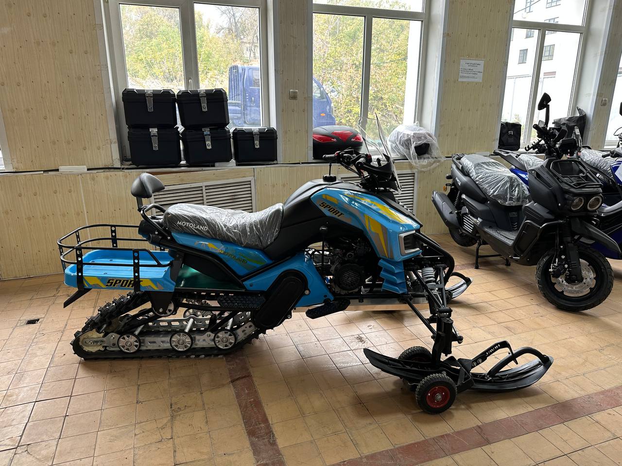 Снегоход BARS VOX200