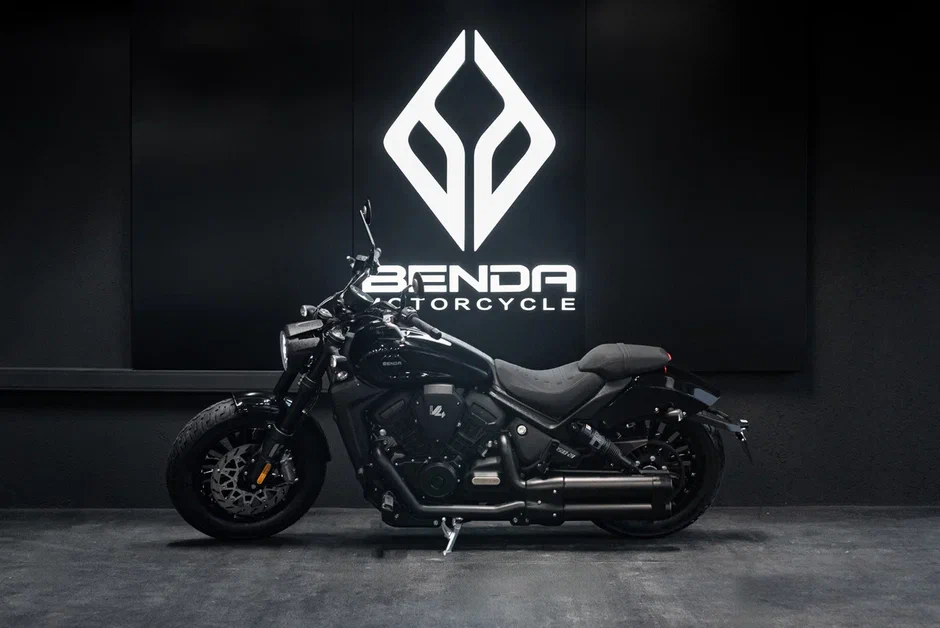 Мотоцикл Benda Dark Flag 500