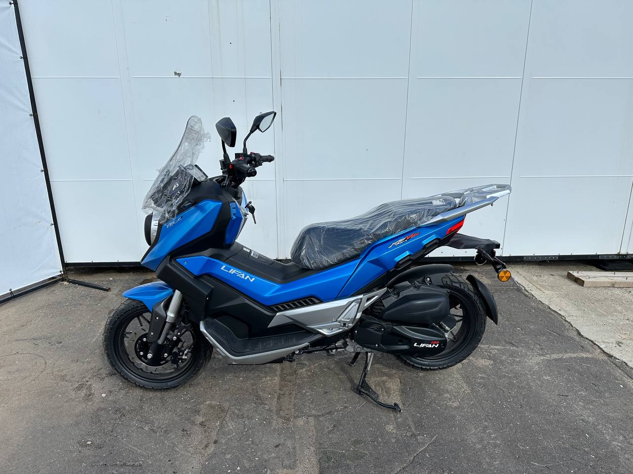 Скутер Lifan KPV 150 (птс) инжектор, водяное охлаждение синий