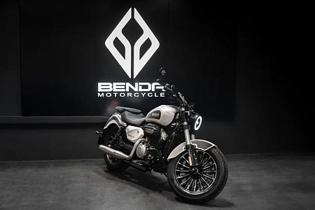 Мотоцикл Benda Rock 300