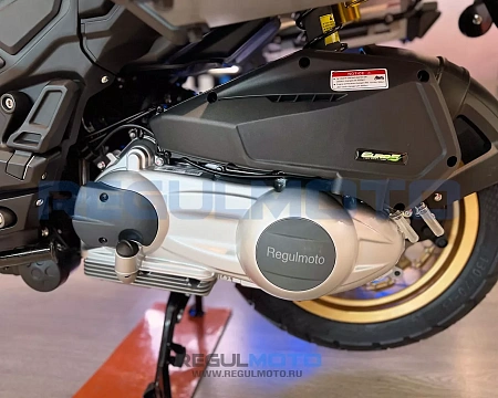 Скутер Regulmoto XDV ADVENTURE 300CC 4T без кофр (LJ300T-18) EFI черный