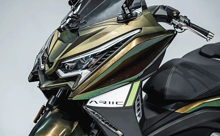 Скутер ariic 318