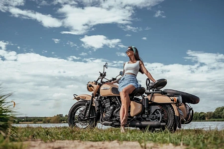 Мотоцикл dynasty 700