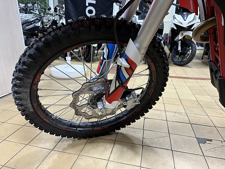 Мотоцикл Кросс Apollo RX 250 (172FMM) бело красно синий
